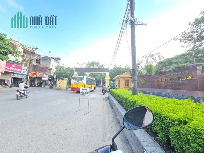 Chính chủ bán nhanh nhà mới xây cạnh Học viện Nông nghiệp, Trâu Quỳ, GL HN.