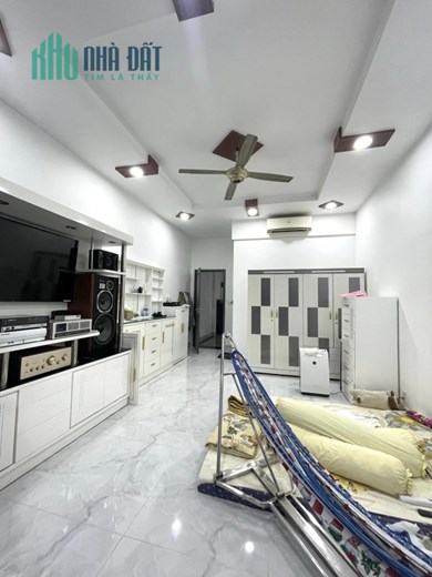 Giảm 600 triệu, bán nhà khu Bùi Đình Túy - Đinh Bộ Lĩnh, 93m2, chỉ 8 tỷ 350