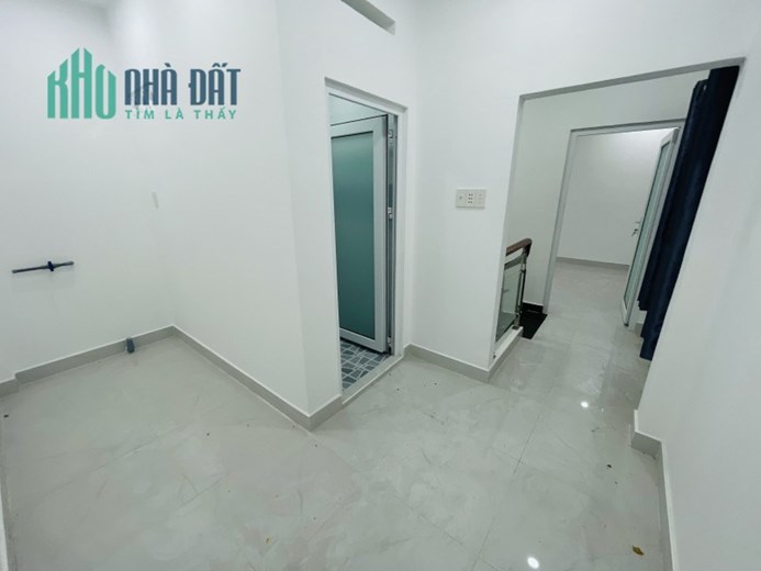 Bán Nhà Nguyễn Thượng Hiền Bình Thạnh 3 Tầng Hẻm Xe Hơi Giá 5 Tỷ 7