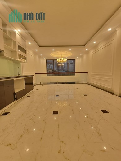 BÁN NHÀ HỒNG TIẾN, LONG BIÊN GARA DT 99m2 x 6TẦNG THANG MÁY BỂ CÁ KOI
