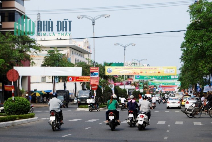 .Nhà Mặt Tiền Tôn Đức Thắng 188m2, ngang 8.2, vị trí đắc địa