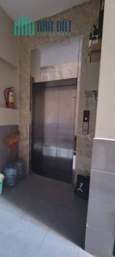 Bán gấp nhà Hẻm xe hơi Tô Hiệu 84 m2 6 tầng, thang máy chỉ 11.5 tỷ.