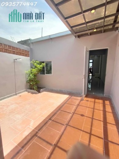 Nhà 100m2 , gần đường chính Lê Trọng Tấn, 2 tỷ x