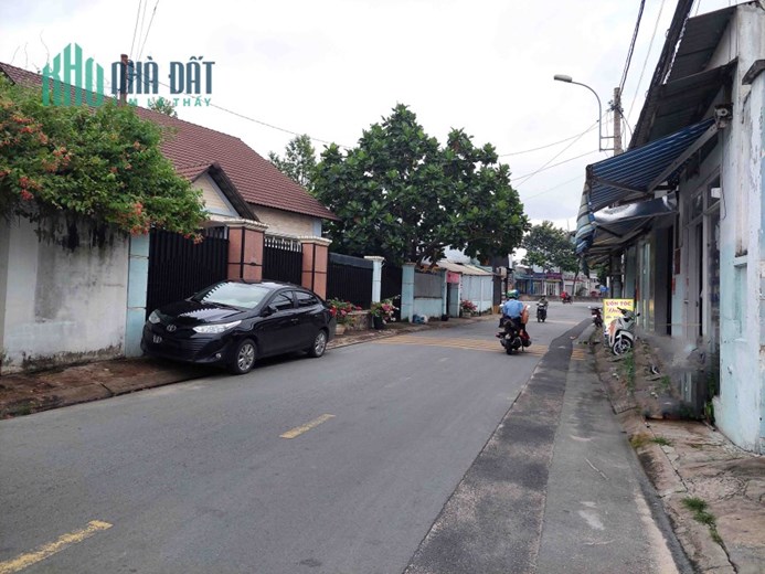 Chỉ Hơn 2 Tỷ Có Ngay Nhà Gần ĐH Cảnh Sát Nhân Dân, Linh Tây Thủ Đức, 76m2, SHR Giá Quá Rẻ