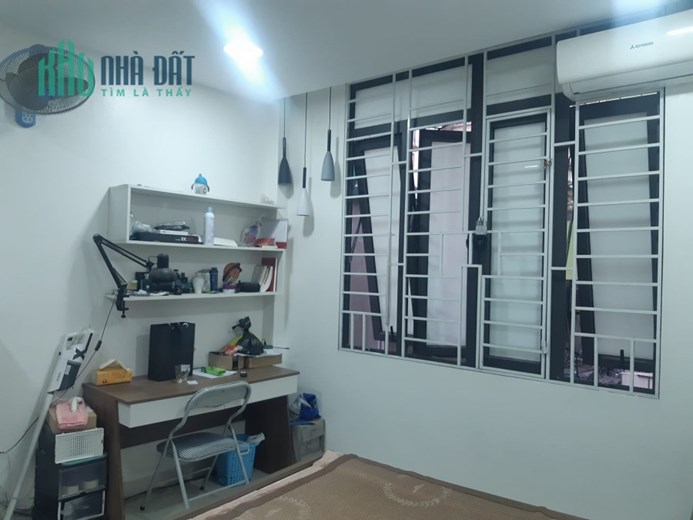 NHÀ DÂN XÂY LO GÓC 3 GÁC ĐỖ CỬA 5 NGỦ 40M2 3.8 TỶ MINH KHAI