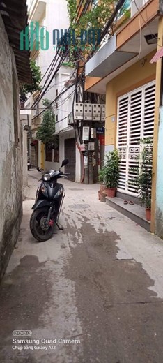 NHÀ DÂN XÂY LO GÓC 3 GÁC ĐỖ CỬA 5 NGỦ 40M2 3.8 TỶ MINH KHAI