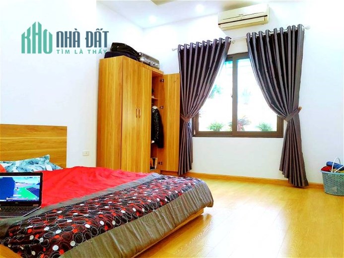 BÁN NHÀ HÀO NAM, ĐỐNG ĐA NGÕ TO, DT 30M, Ô TÔ TRÁNH 20M, 4 NGỦ HƠN 2.5 TỶ