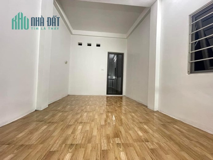 siêu hót - nhà đại từ - hoàng mai - ô tô cách nhà vài bước chân - tiện ích vô vàn - nhà 5 tầng mới