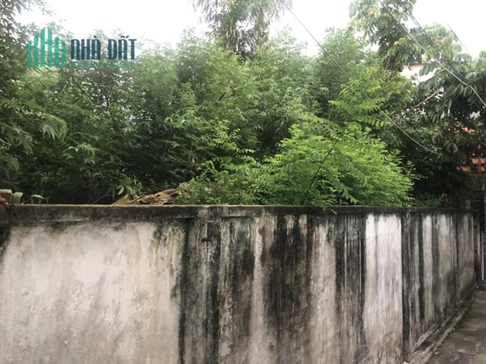 Bán lô đất 120m2, gần xa lộ Hà Nội, giá chỉ 3,9 tỷ.