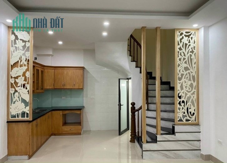 nhà đẹp đại từ - mới kinh koong - dân trí cao - an ninh tốt ô tô cách nhà 10 m - mặt tiền khủng