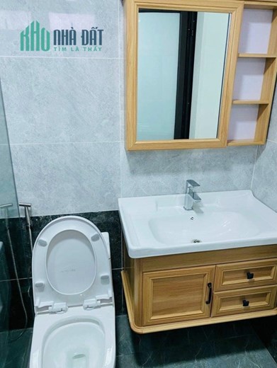 nhà đẹp đại từ - mới kinh koong - dân trí cao - an ninh tốt ô tô cách nhà 10 m - mặt tiền khủng