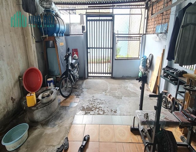 Bán gấp 90m2- Nhà 2 mặt hẻm ô tô-Khu dân trí cao Vincom Lê Văn Việt-4.5 tỷ