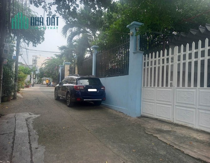 Bán gấp 90m2- Nhà 2 mặt hẻm ô tô-Khu dân trí cao Vincom Lê Văn Việt-4.5 tỷ