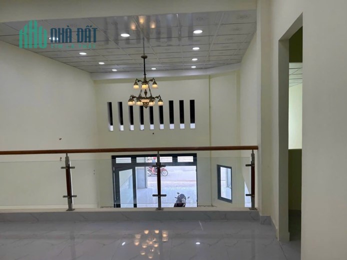 *Bán Gấp Nhà Gò Dầu Tân Phú 50m2,HXH 3 Tầng Nhỉnh 4 tỷ xíu