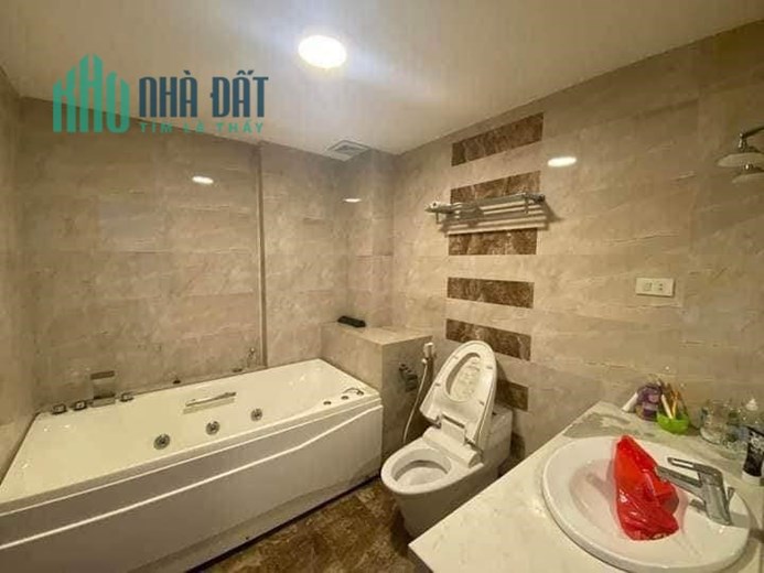 235m Mặt Tiền 11.1m Lô Góc Phố Phạm Văn Đồng Cầu Giấy. Lô Đất Vàng Diện Tích Lớn Mặt Tiền Rộng