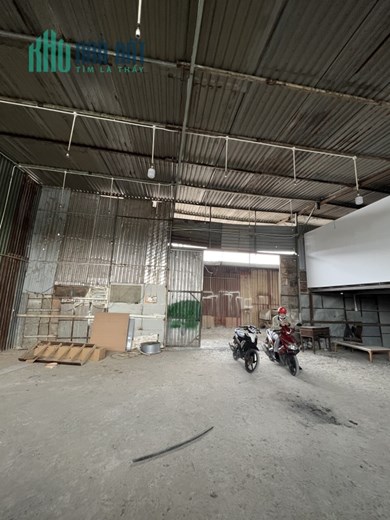 Cho thuê kho Phạm hữu Lầu, 180m, giá 9 triệu