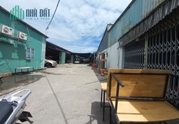 Cho thuê kho mặt tiền Huỳnh Tấn Phát, 200m2, giá 20 triệu
