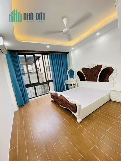 NGUYỄN KHÁNH TOÀN 45MxMT5 KINH DOANH-Ô TÔ bán gấp 6 tỷ