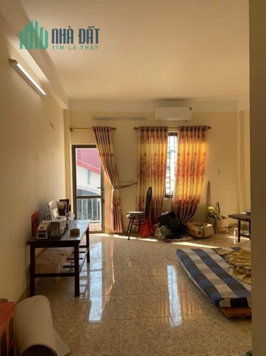 NHÀ ĐẸP NGỌC THỤY, LÔ GÓC THOÁNG SÁNG QUANH NĂM, GẦN HỒ, Ở SANG