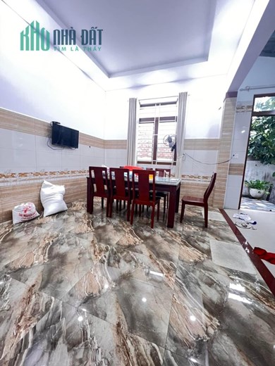 Bán nhà Biệt thự, Mặt tiền Đường Tân Hiệp - Chợ Hóc Môn, 1150m2 (25x46m), giá 20 tỷ.