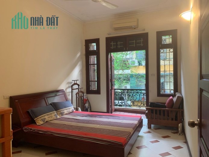 Bán nhà phân lô Đầm Trấu, HBT 56m x 4PN, lô góc, ô tô, KD, giá 14 tỷ. LH: 036605136