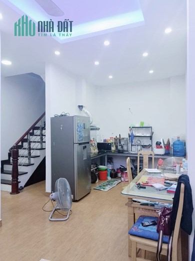 Nhà 46m, 5 tầng, mặt tiền 4m, Ngõ Quỳnh cách phố Bạch Mai 200m, 3,6 tỷ