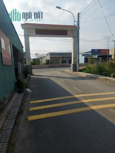 Bán 112,2m2 thổ cư KDC Phúc Giang, SHR, chỉ 1.07 tỷ. Lh:0986275245.