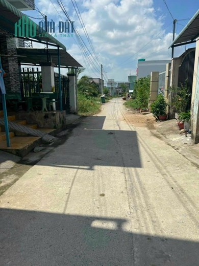 Bán 112,2m2 thổ cư KDC Phúc Giang, SHR, chỉ 1.07 tỷ. Lh:0986275245.
