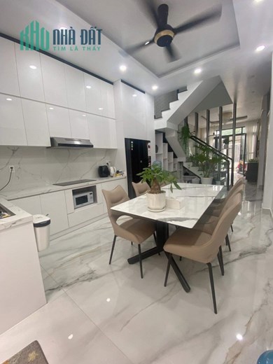 Chính chủ gửi nhà Lê Đức Thọ, 70m2, nở hậu, 4PN chỉ 4.5 tỷ TL