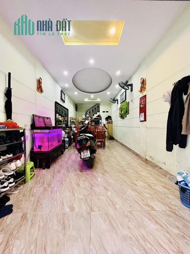 CHÍNH CHỦ CẦN BÁN NHÀ 6 TẦNG MAI DỊCH, CẦU GIẤY - PHÂN LÔ - Ô TÔ - THẲNG TẮP 40M RA MP