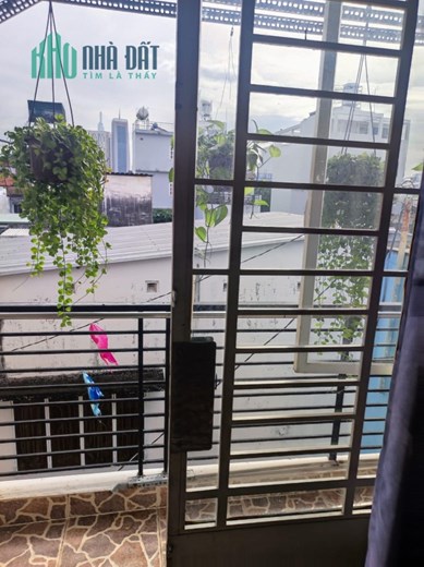 Bán nhà hẻm 5m Phó Đức Chính cách HXH quay đầu 20m 3 tầng BTCT nhỉnh 4 tỷ.