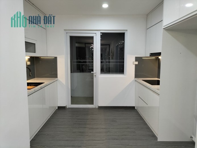 Bán chung cư cao cấp Hapulico số 1 Nguyễn Huy Tưởng 128m2 căn góc 3 ngủ full nội thất giá 6.2 tỷ