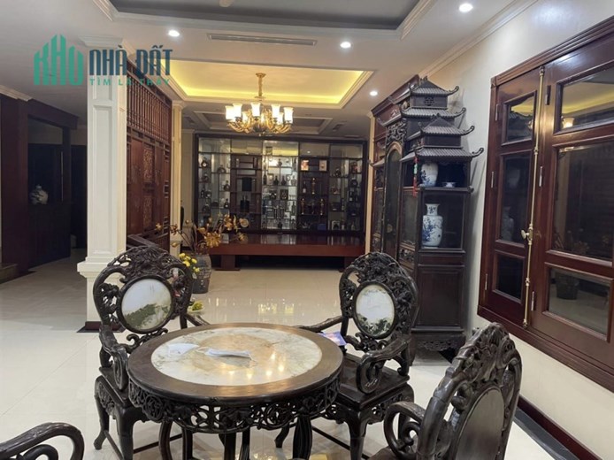 BÁN BIỆT THỰ SÂN VƯỜN KĐT MỸ ĐÌNH 220M2, 4T, MT 10M, Ô TÔ TRÁNH, VỈA HÈ, KD VĂN PHÒNG.