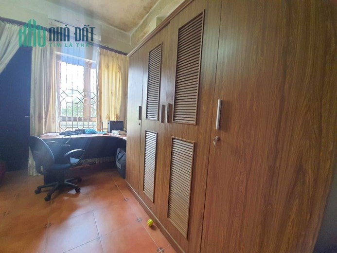 70m 5 Tầng Mặt Tiền 4.4m Trung Tâm Quận Cầu Giấy. Phân Lô Bộ Công An Dân Trí Cao An Ninh Tuyệt Đối.