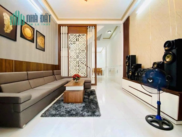 Bán nhanh 10 ngày giá 5.95 tỷ, nhà mới, 4x14m, 4 tầng HXH Lê Văn Thọ