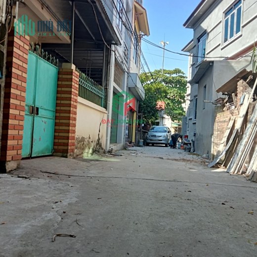 BÁN NHÀ 3 TẦNG VÕNG LA - ĐÔNG ANH GIÁP CHÂN CẦU THĂNG LONG 
___________ Giá 1.8 xx __________