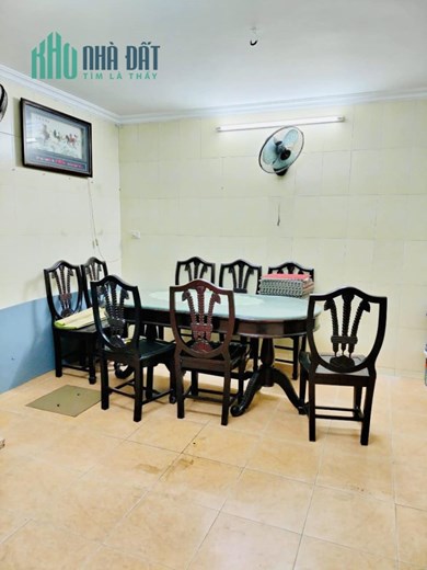 75m 6 Tầng Mặt Tiền 10.1m Nhỉnh 15 Tỷ Trung Tâm Cầu Giấy. Nhà Căn Góc 6 Tầng Thang Máy. Kinh Doanh
