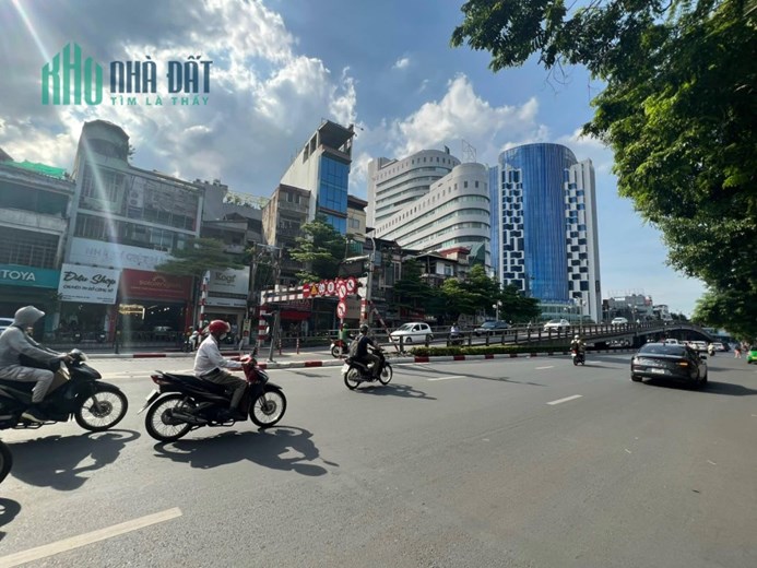 Bán Nhà Mặt Phố Tây Sơn 558m2