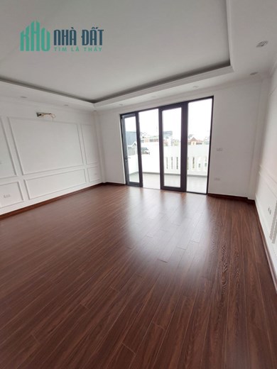 ‌122m 8 Tầng Mặt Tiền 4.5m Toà Nhà Căn Hộ Dòng Tiền Siêu Đỉnh. 3 Bước Chân Ra Mặt Phố Trần Duy