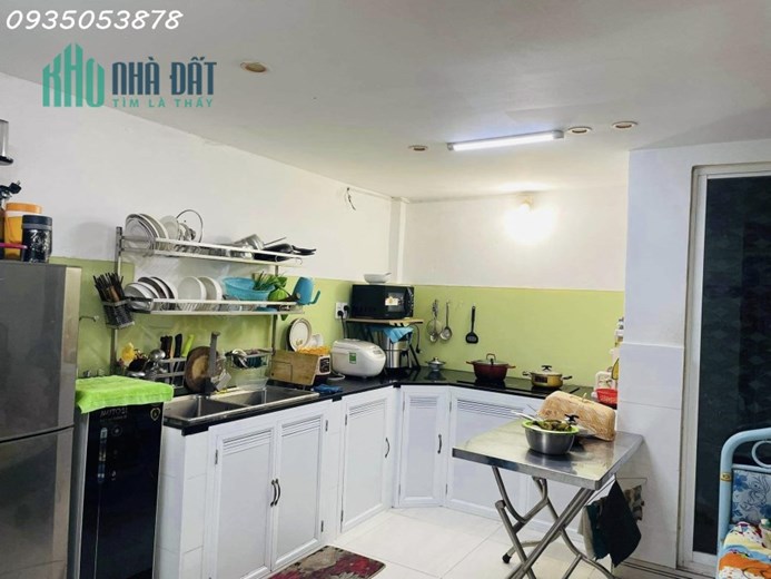 Bán Nhà Gò Dầu 2 Tầng, 64m2, Hẻm Sạch Sẽ Thông Tứ Tung, Ngộp Chào Chỉ 3 Tỷ XXX