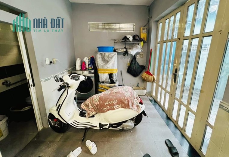 Nhà Bán f7 Nguyễn Thái Sơn - ngang 5.7 nở hậu 7.5 diện tích 38M² chỉ 3.7 Tỷ .
