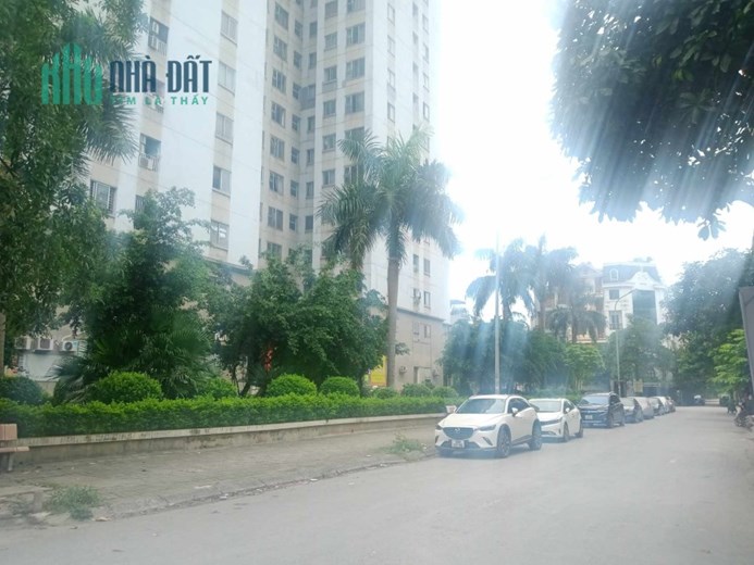 Bán đất đấu giá Kiến Hưng, 68m2, đối diện chung cư, kinh doanh đỉnh, 5.9 tỷ