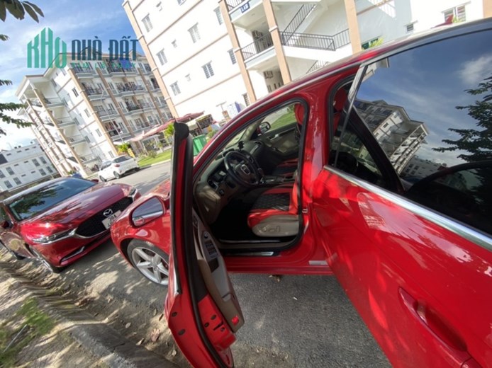 CHÍNH CHỦ  CẦN BÁN XE  Audia4 2011 Tại L4 b Chung Cư Hoàng Huy An Đồng An Dương, Hải phòng