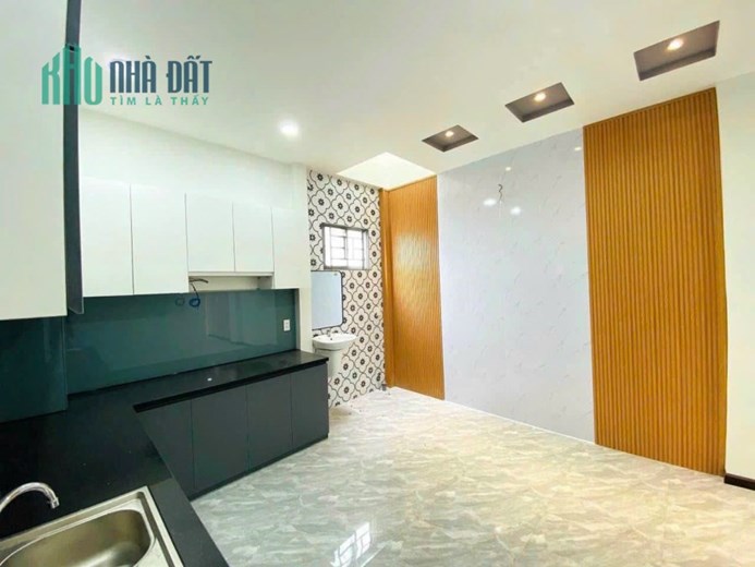 Cần Bán Gấp Căn Nhà Vị Trí Đẹp Tại Bình Hưng Hoà A, Bình Tân, HCM