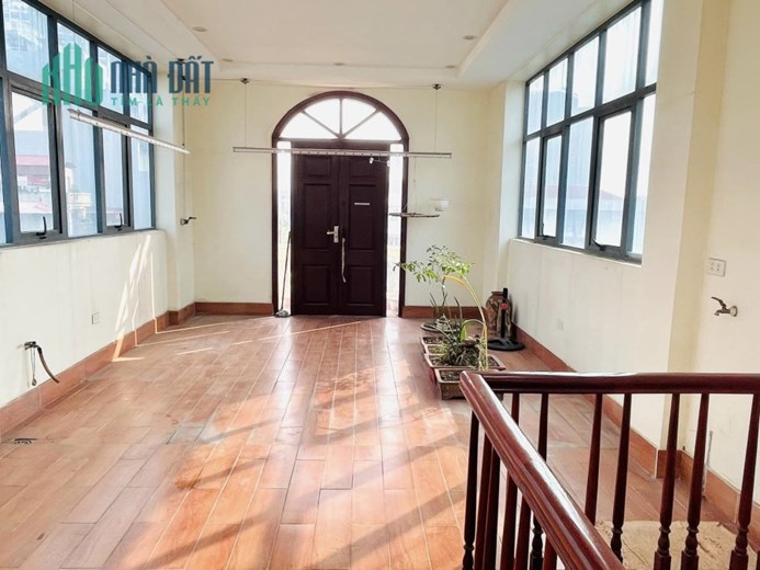 79m 5 Tầng Mặt Tiền 4.5m Nhỉnh 14 Tỷ Phố Trần Duy Hưng Cầu Giấy. Nhà Chủ Tự Xây Có Thiết Kế Hiện
