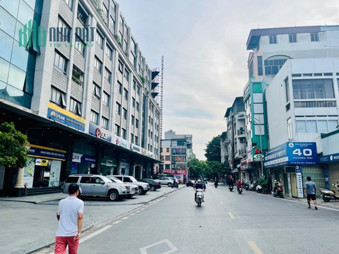 Nhà MẶT PHỐ Phương Mai 65m2*4 Tầng giá 18.9 Tỷ
