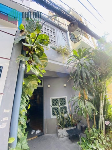 Cho thuê NNC hẻm ôtô đường Thành Thái P14.Q10. Giá 15 triệu