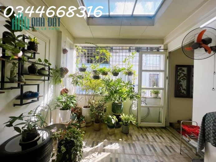 Bán nhà Ngọc Thụy, 42m2 x 5 tầng, ô tô cách nhà 30m, giá 3.5 tỷ