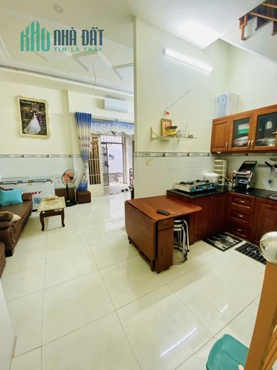Bán nhà đẹp 2 tầng 2PN, 40m2, Đường 14, BHHA, Bình Tân, chỉ 3.5 tỷ TL