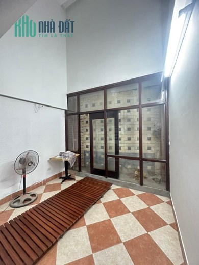CHÍNH CHỦ BÁN NHÀ HỌC VIỆN CHÍNH TRỊ QUỐC GIA HCM - PHÂN LÔ TRUNG TÂM QUẬN - 2 TẦNG LÔ GÓC - CỰC
